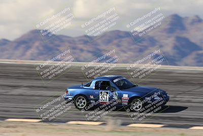 media/Jan-04-2026-SCCA SD (Sun) [[defc442887]]/2-Intermediate 1 Group/Session 2 Bowl Speed Pans/